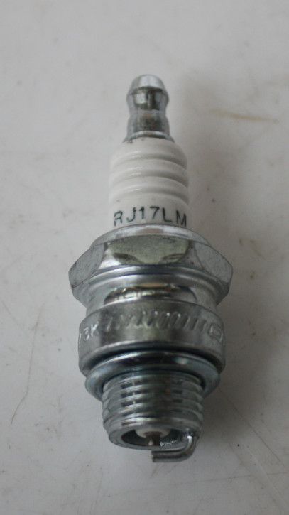 Tecumseh : Ersatzteil 33636-TEE Spark Plug