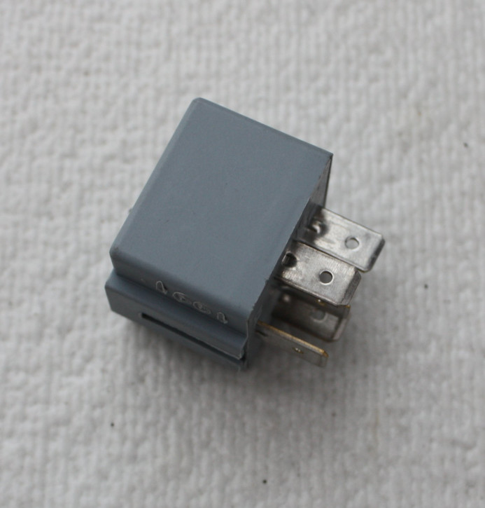 Al-Ko Ersatzteil Relais 12V - 20/30A - 521849